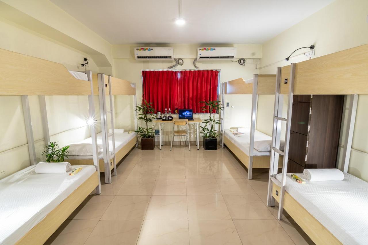 Offbeat Ccu Hostel Kolkata Luaran gambar
