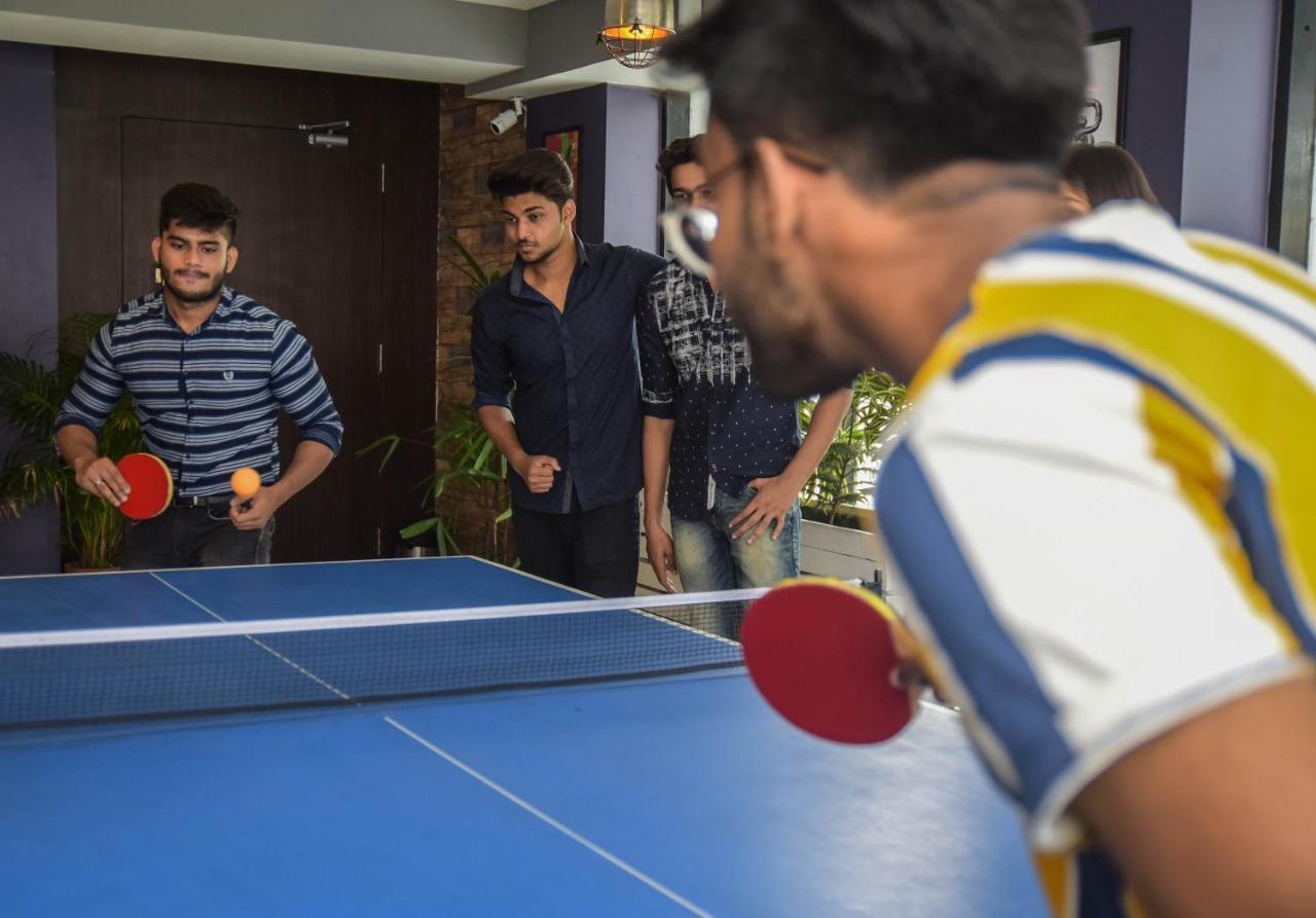 Offbeat Ccu Hostel Kolkata Luaran gambar