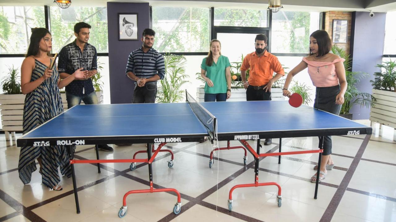 Offbeat Ccu Hostel Kolkata Luaran gambar